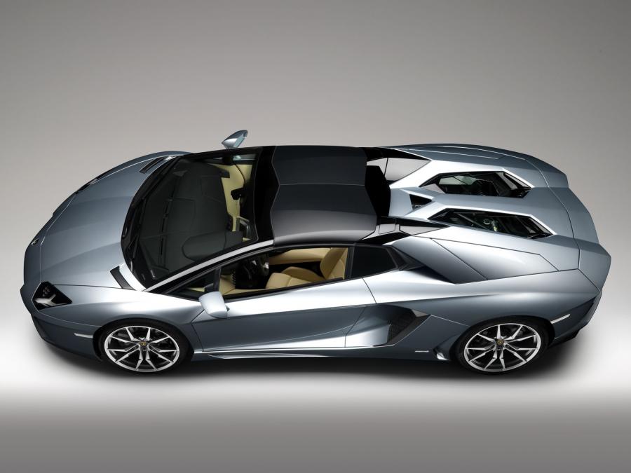  Lamborghini Aventador LP700-4 Roadster 2013 года  (фото 3 из 68)